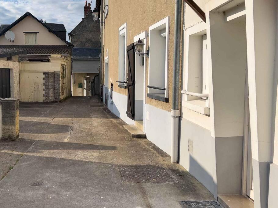 Maison Semi-troglodyte Avec 4 Velos Rochecorbon